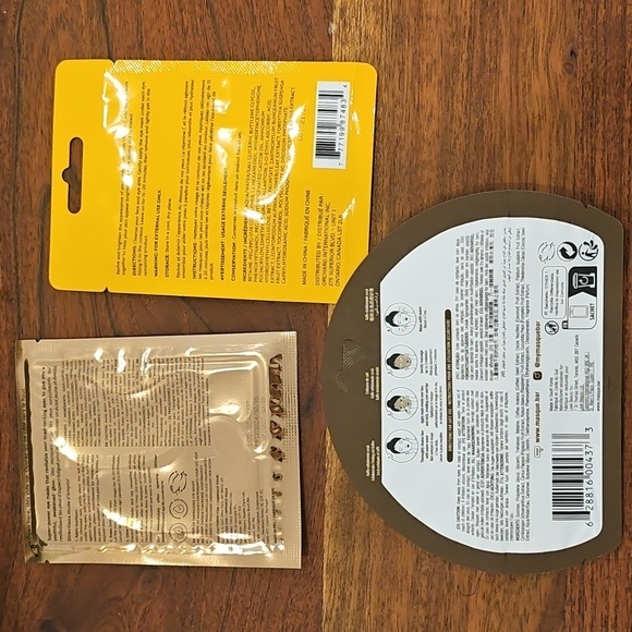 [NWT] Giorgio Armani Toiletry Makeup Bag with Skincare Essentials Bundle - Picture 8 of 9